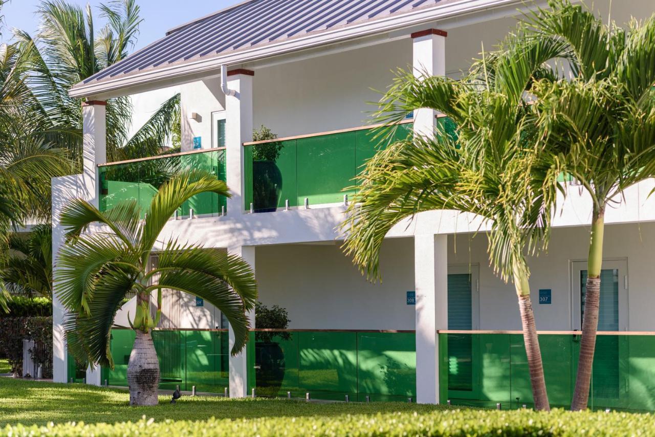 The Oasis At Grace Bay Hotell Eksteriør bilde